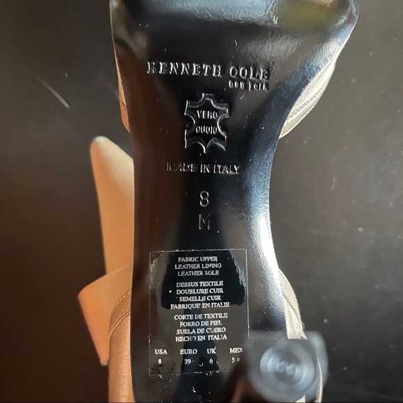 Kenneth Cole made in Italy satin bow pumps - Picture 8 of 8